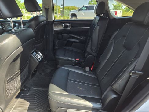 Used 2021 Kia Sorento SX AWD/4WD image 20