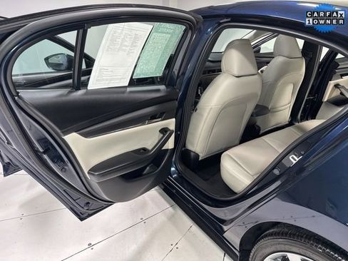 Used 2025 MAZDA MAZDA3 s image 22