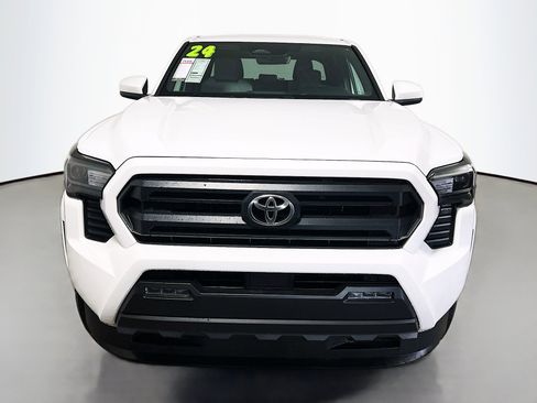 Used 2024 Toyota Tacoma SR5 image 10