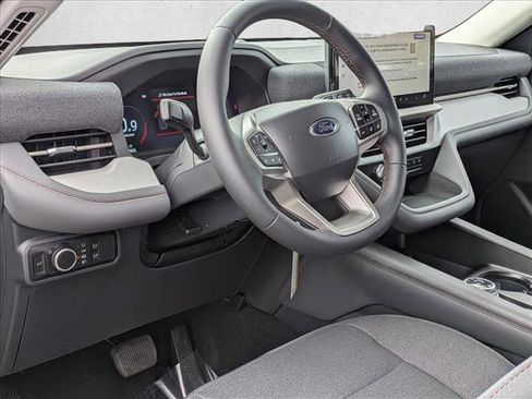 New 2026 Ford Explorer Active image 3