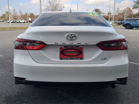 Certified 2022 Toyota Camry LE image 5