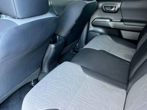 Certified 2023 Toyota Tacoma TRD Off-Road image 15