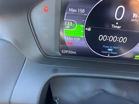 Used 2022 Chevrolet Bolt EUV LT image 21