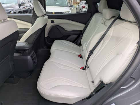 Used 2023 Ford Mustang Mach-E Premium image 30