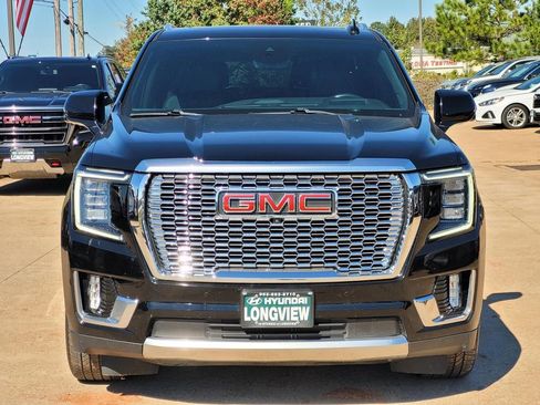 Used 2023 GMC Yukon Denali w/ Denali Reserve Package image 2