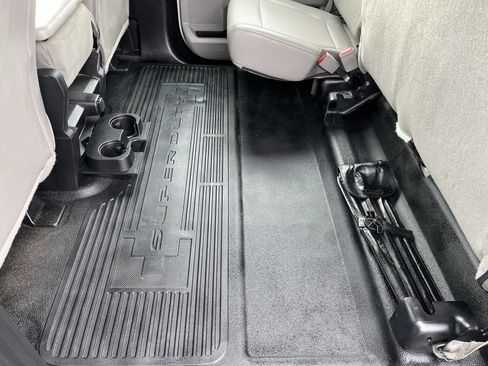 Used 2019 Ford F250 XL w/ Power Equipment Group image 18