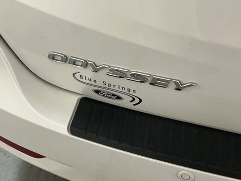 Used 2023 Honda Odyssey Touring image 6