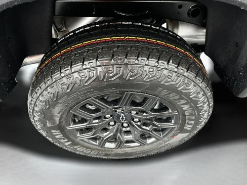 New 2026 Chevrolet Colorado Trail Boss image 9