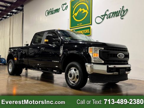 Used 2022 Ford F350 XL w/ Power Equipment Group image 1