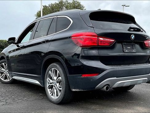 Used 2017 BMW X1 xDrive28i AWD/4WD image 3