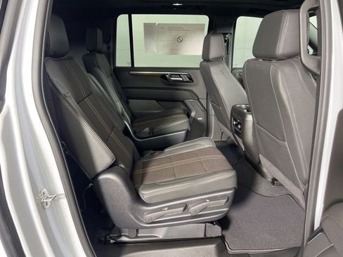 New 2026 Chevrolet Suburban High Country AWD/4WD image 13
