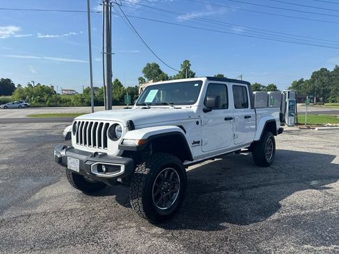 Used 2020 Jeep Gladiator Sport AWD/4WD image 7