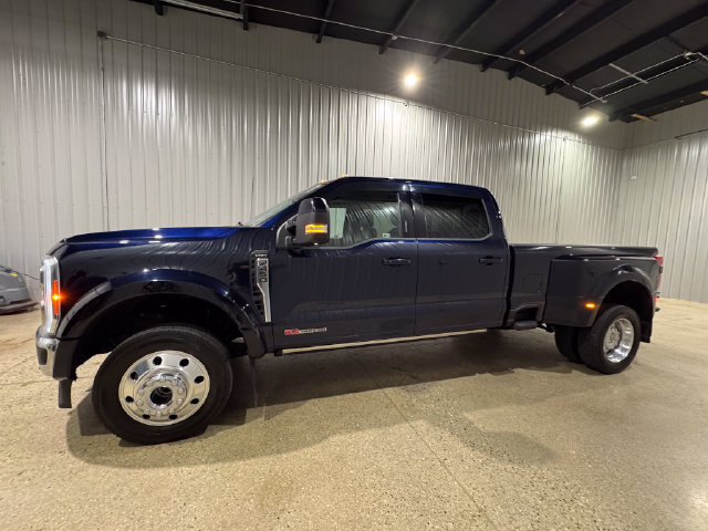 Used 2023 Ford F450 Lariat w/ Lariat Ultimate Package AWD/4WD image 2