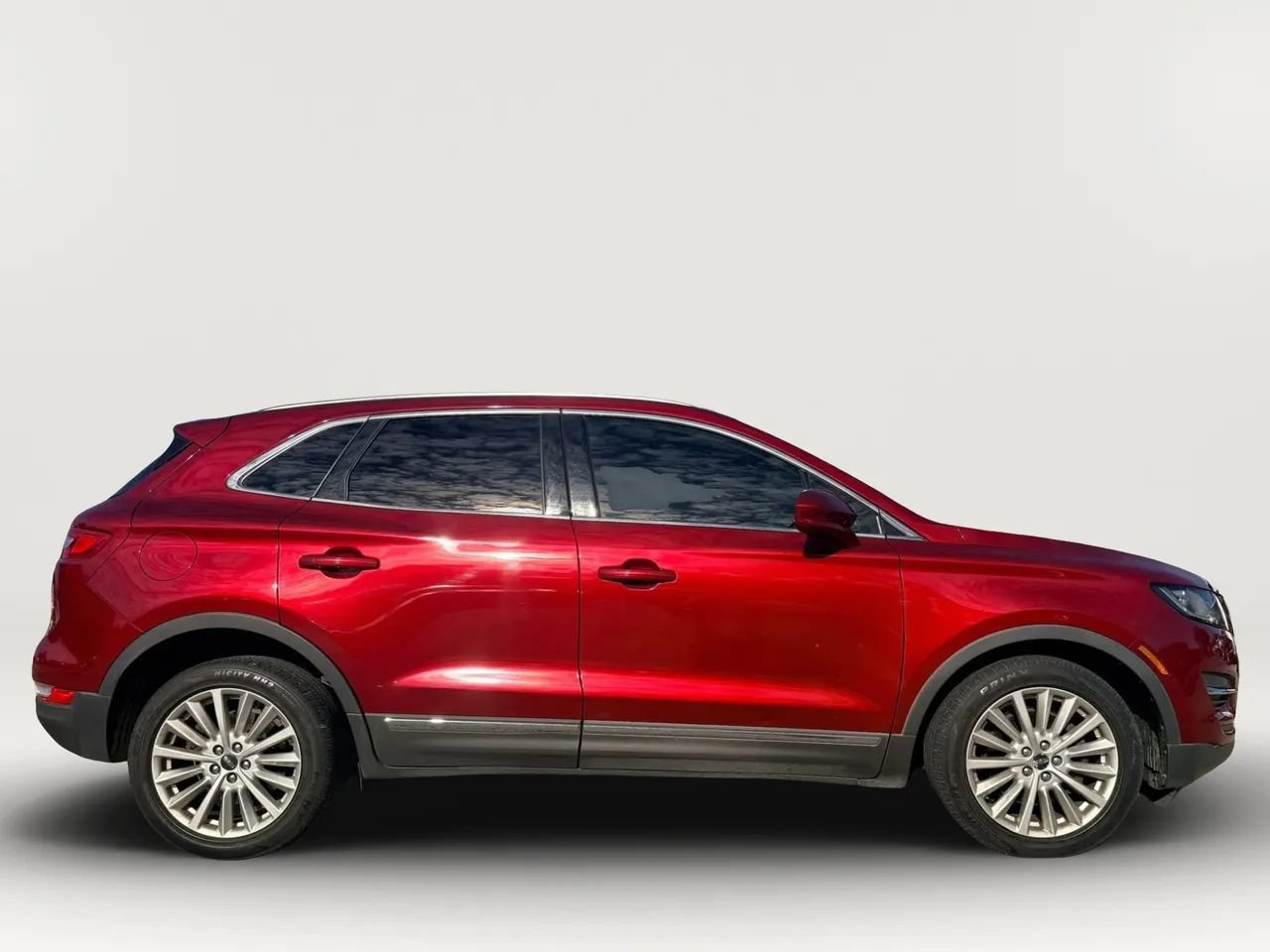 Used 2019 Lincoln MKC Premiere FWD image 10