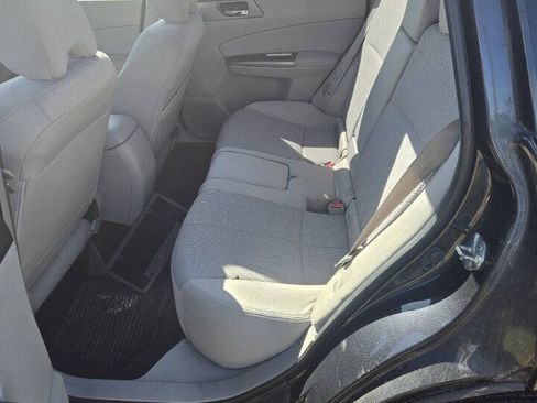 Used 2011 Subaru Forester 2.5X Premium w/ All-Weather Pkg AWD/4WD image 7