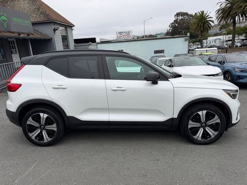 Used 2023 Volvo XC40 Recharge Plus AWD/4WD image 4