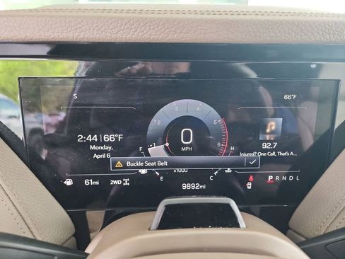 Certified 2025 GMC Yukon Denali w/ Denali Reserve Package AWD/4WD image 11