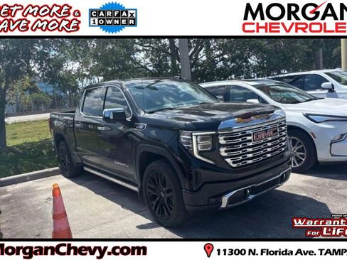 Used 2023 GMC Sierra 1500 Denali w/ Technology Package AWD/4WD image 1