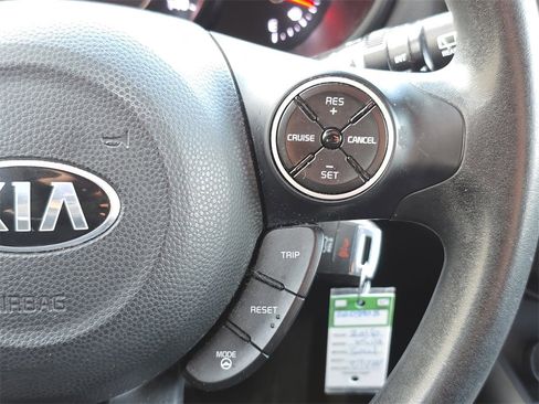Used 2016 Kia Soul image 26
