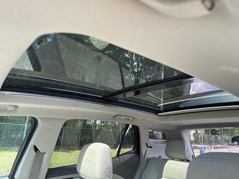 Used 2018 GMC Terrain Denali w/ Advanced Safety Package image 39