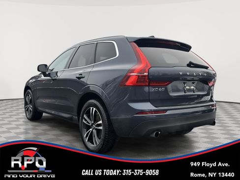 Used 2020 Volvo XC60 T6 Momentum image 3