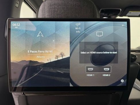 Certified 2025 Land Rover Range Rover SV image 24