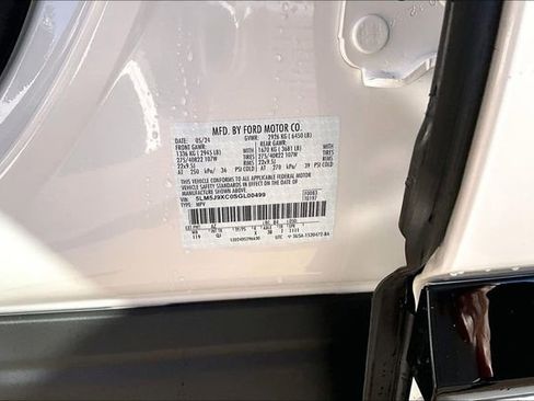 Used 2025 Lincoln Aviator Black Label w/ Black Label Special Edition image 18