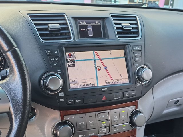 Used 2012 Toyota Highlander Limited w/ Tow Pkg FWD image 15
