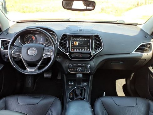 Used 2020 Jeep Cherokee Limited AWD/4WD image 24