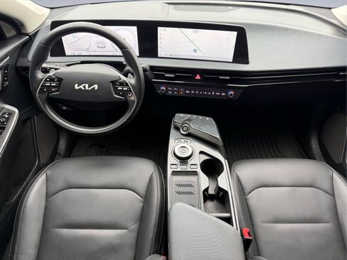 Used 2022 Kia EV6 Wind w/ Wind Technology Package AWD/4WD image 18