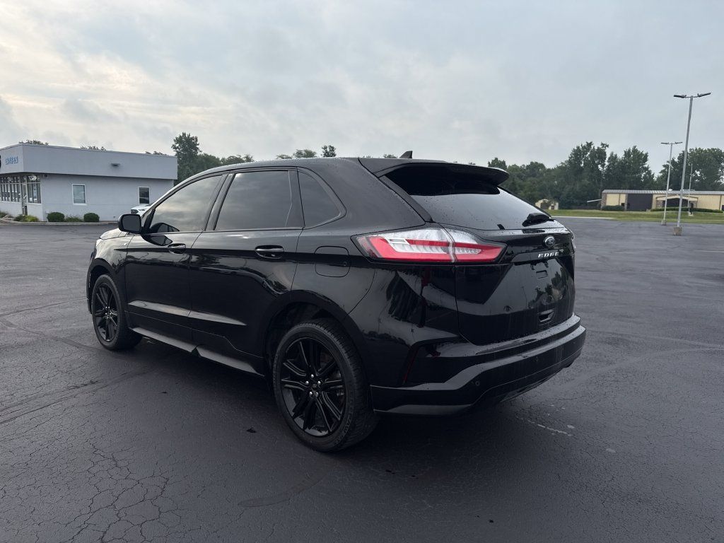 Used 2023 Ford Edge ST-Line AWD/4WD image 2
