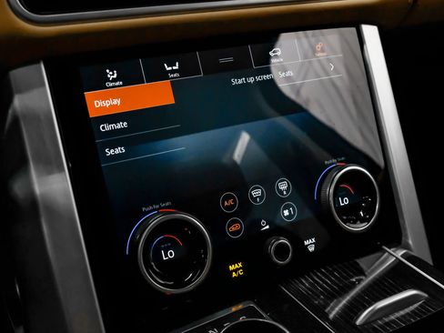 Used 2019 Land Rover Range Rover Long Wheelbase Autobiography image 31