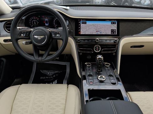 New 2026 Bentley Flying Spur Plug-In Hybrid AWD/4WD image 4
