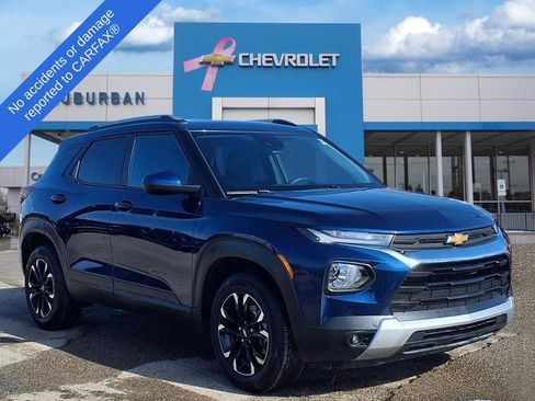 Used 2023 Chevrolet TrailBlazer LT image 3