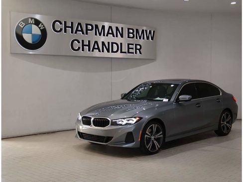 Used 2024 BMW 330i Sedan w/ Convenience Package RWD image 1