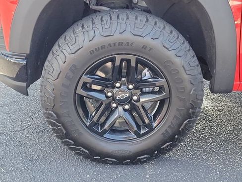 Used 2021 Chevrolet Silverado 1500 LT Trail Boss w/ LT Trail Boss Premium Package AWD/4WD image 27