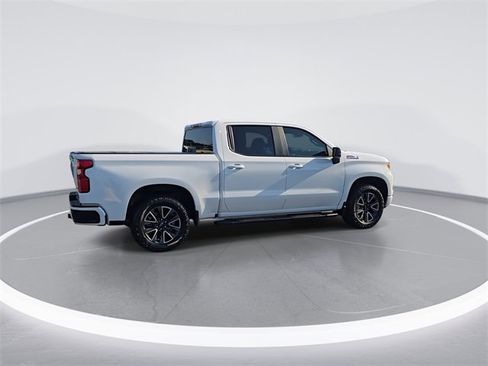 Used 2023 Chevrolet Silverado 1500 RST w/ Z71 Off-Road Package image 9