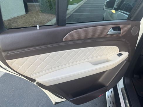 Used 2019 Mercedes-Benz GLS 450 4MATIC w/ Grand Edition Package image 30