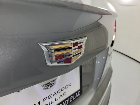 Certified 2024 Cadillac XT4 Premium Luxury image 6