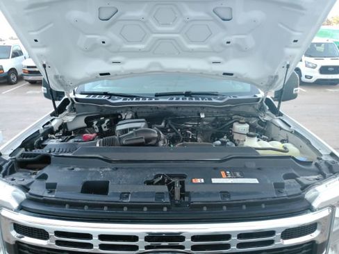 Used 2025 Ford F250 XLT image 47