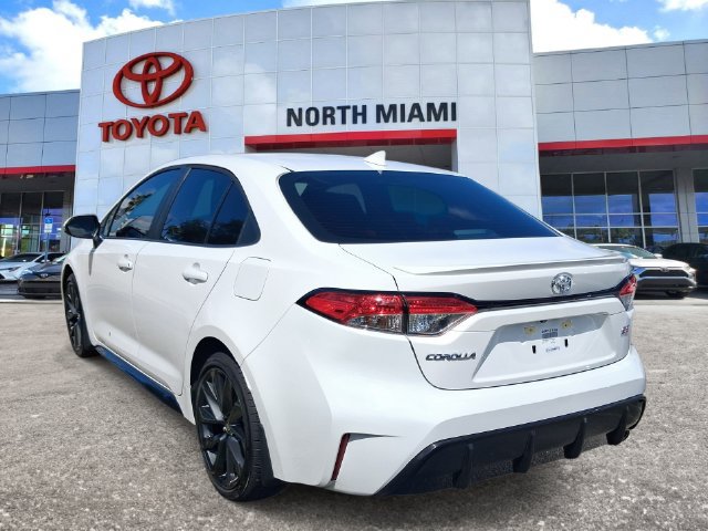 Used 2026 Toyota Corolla SE FWD image 3