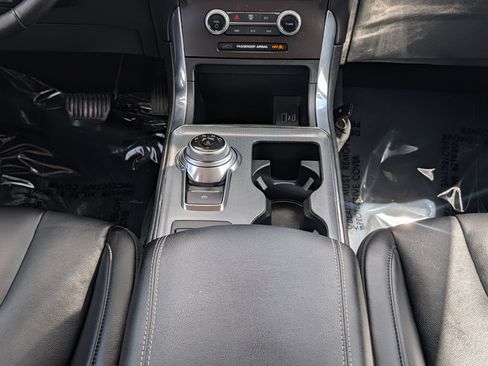Certified 2021 Ford Edge Titanium FWD image 22