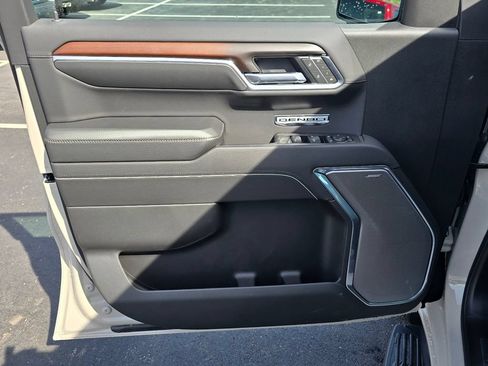 New 2026 GMC Sierra 1500 Denali AWD/4WD image 12