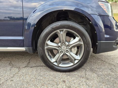 Used 2017 Dodge Journey Crossroad FWD image 22