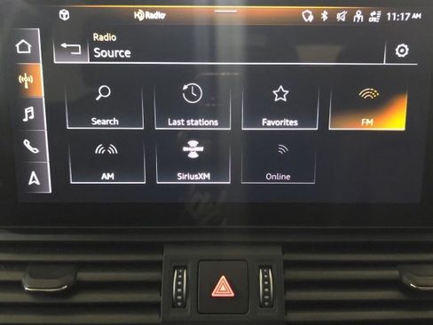 Used 2023 Audi Q5 2.0T Premium w/ Convenience Package image 17