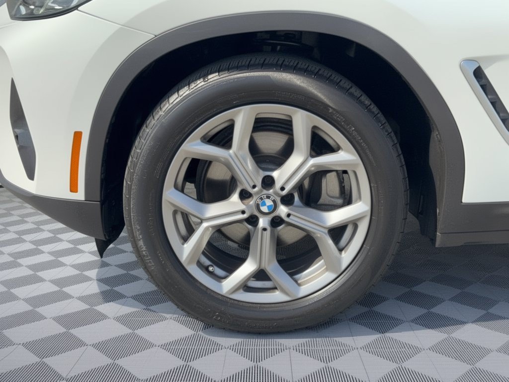 Used 2024 BMW X3 sDrive30i RWD image 13