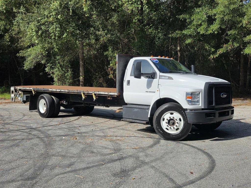 Used 2019 Ford F650 2WD Regular Cab Super Duty image 1