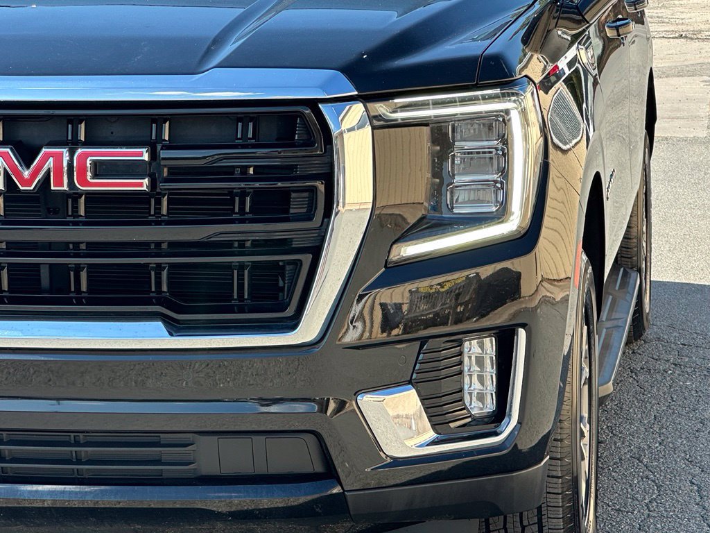 Used 2023 GMC Yukon SLE AWD/4WD image 45