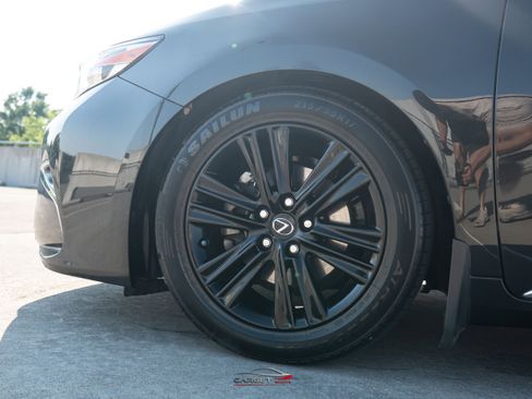 Used 2017 Lexus ES 350 w/ Luxury Package FWD image 10