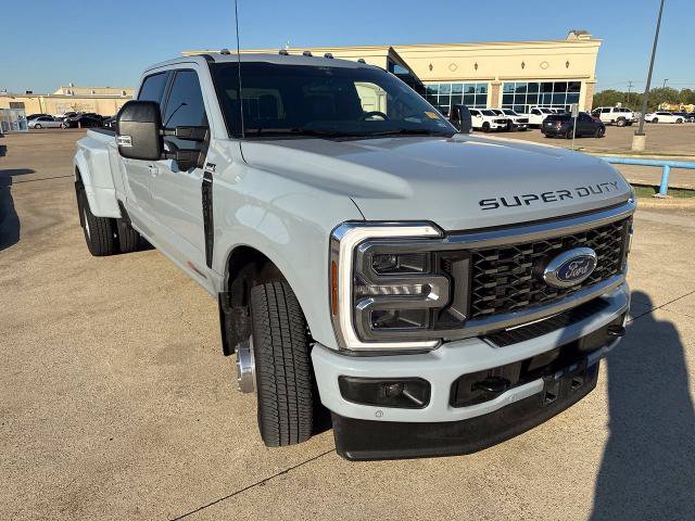 Certified 2026 Ford F350 Platinum AWD/4WD image 17